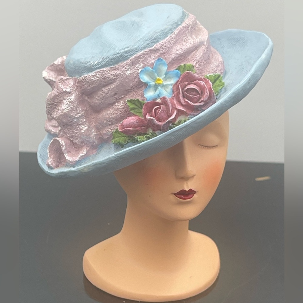 Berkeley Designs: Resin Collectible Vintage Blue & Purple Ladies Hat w/Head Mold